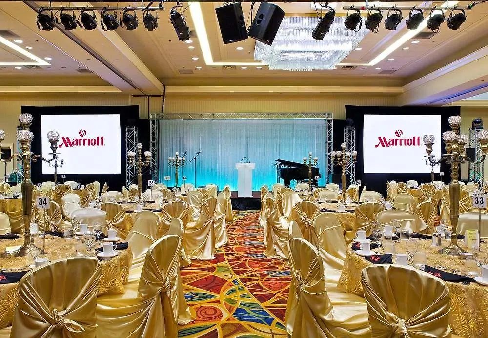 Toronto Airport Marriott Hotel
