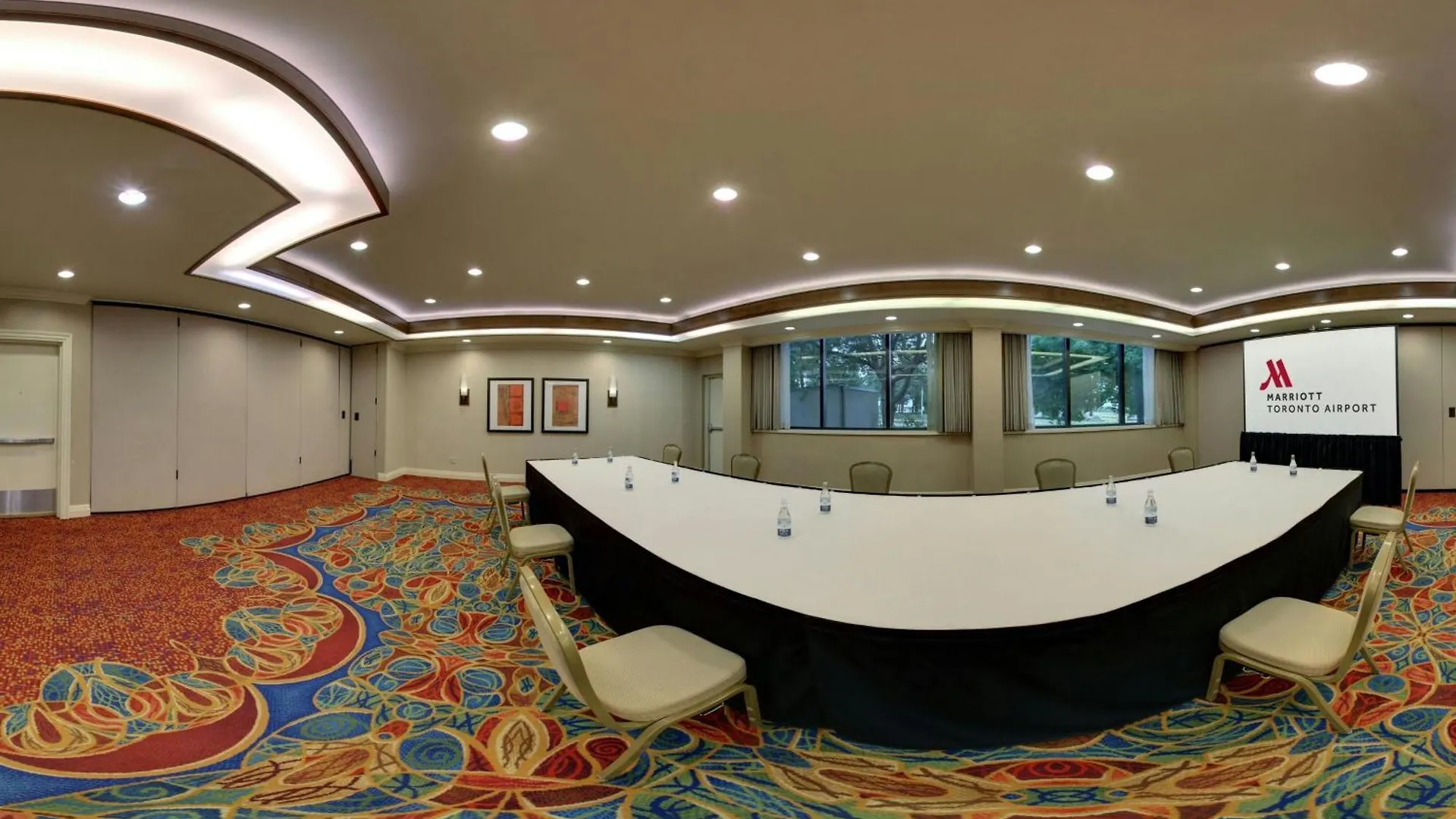 ****  Toronto Airport Marriott Hotel Канада
